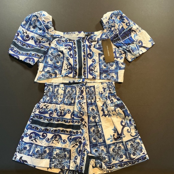 Dolce & Gabbana Pants - Dolce & Gabbana Blue White Majolica Print Crop Top & Shorts Set NWT Size L